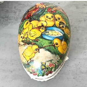 Beautiful vintage German paper mache Easter Egg; German Democratic Republic